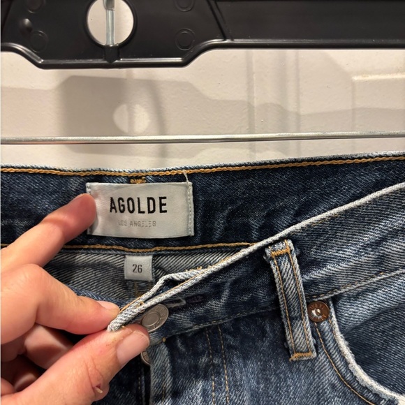 Agolde Reese Short in Precision - Picture 5 of 7